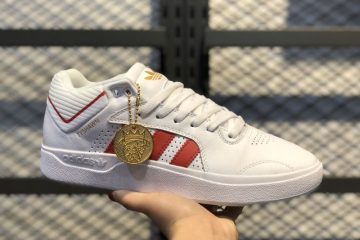 1pm5h41m-1977-360x240